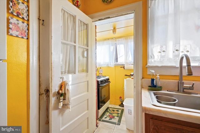 1835 72ND AVE, Philadelphia, PA 19126