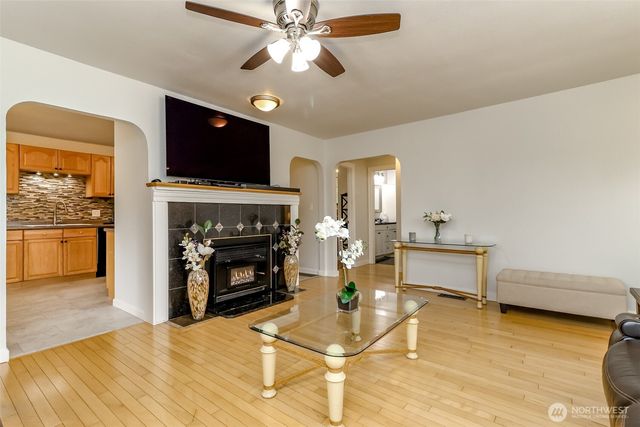 98 31st Avenue, Milton, WA 98354
