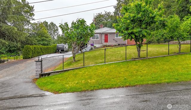 98 31st Avenue, Milton, WA 98354