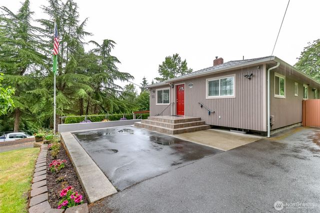 98 31st Avenue, Milton, WA 98354