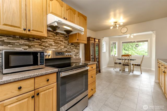 98 31st Avenue, Milton, WA 98354