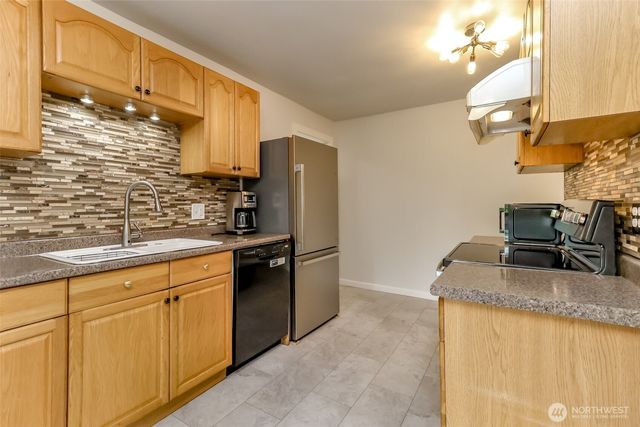 98 31st Avenue, Milton, WA 98354