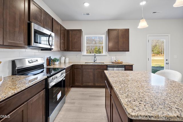 134 Gray Pine Way, Sanford, NC 27332