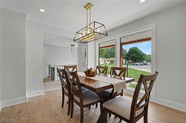 10385 King Coe Lane, Strongsville, OH 44149