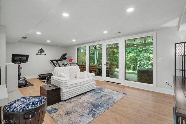 10385 King Coe Lane, Strongsville, OH 44149