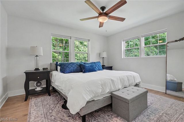 10385 King Coe Lane, Strongsville, OH 44149