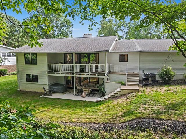 10385 King Coe Lane, Strongsville, OH 44149