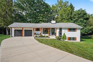 10385 King Coe Lane, Strongsville, OH 44149