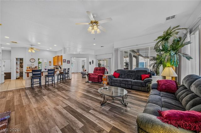 2421 South Yakima Avenue, Pahrump, NV 89048