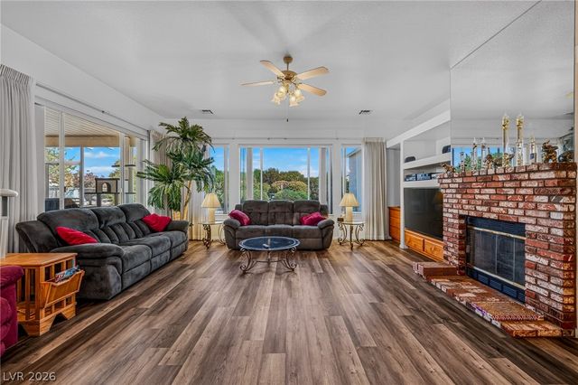 2421 South Yakima Avenue, Pahrump, NV 89048