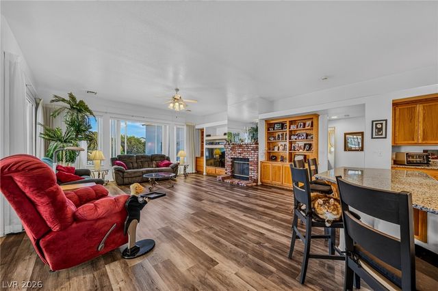 2421 South Yakima Avenue, Pahrump, NV 89048
