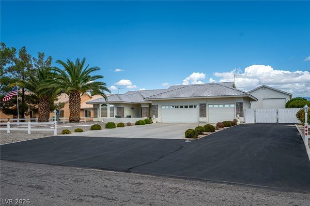 2421 South Yakima Avenue, Pahrump, NV 89048