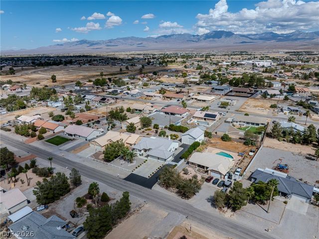 2421 South Yakima Avenue, Pahrump, NV 89048