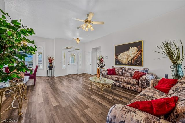2421 South Yakima Avenue, Pahrump, NV 89048