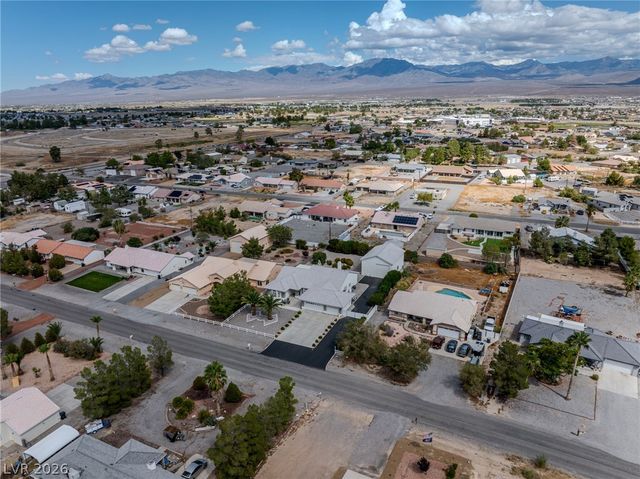 2421 South Yakima Avenue, Pahrump, NV 89048