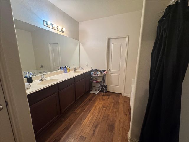 6915 Musclewood Road, Baytown, TX 77521
