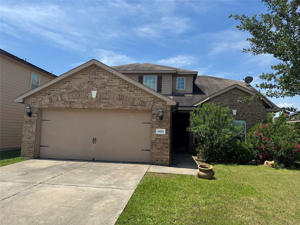 6915 Musclewood Road, Baytown, TX 77521