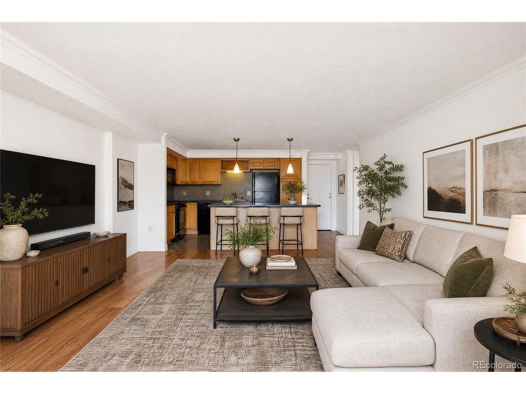 601 W 11th Ave 504, Denver, CO 80204