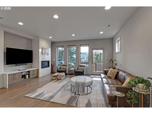 3121 Se 6TH Ave, Portland, OR 97202