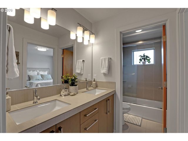 3121 Se 6TH Ave, Portland, OR 97202