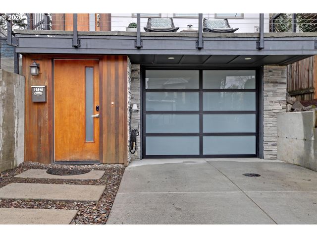 3121 Se 6TH Ave, Portland, OR 97202