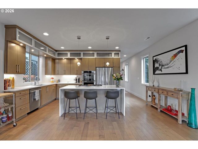 3121 Se 6TH Ave, Portland, OR 97202