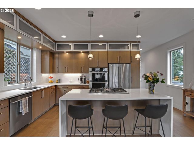 3121 Se 6TH Ave, Portland, OR 97202