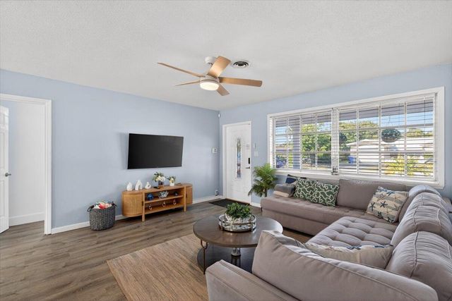 110 NE 30th Street, Pompano Beach, FL 33064