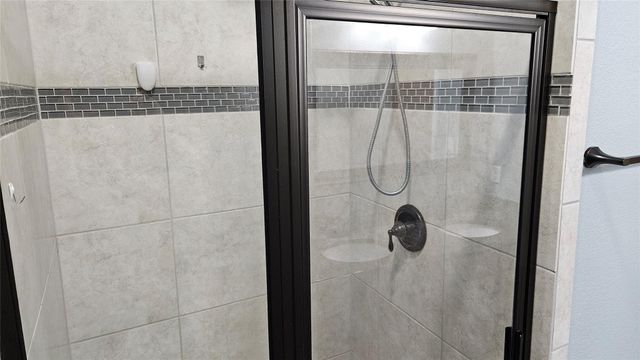 124 S Kanaio DR, Bastrop, TX 78602