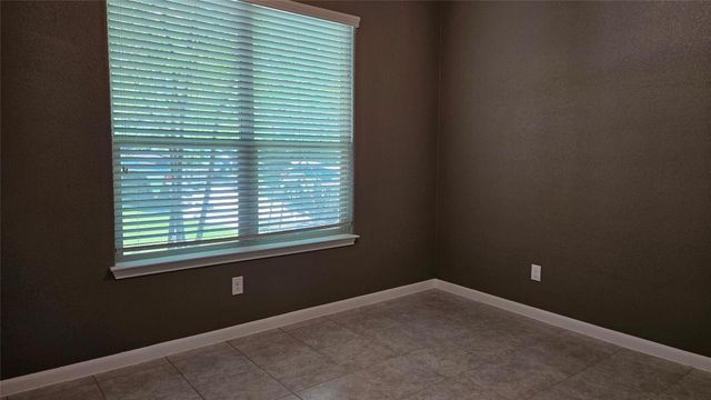 124 S Kanaio DR, Bastrop, TX 78602