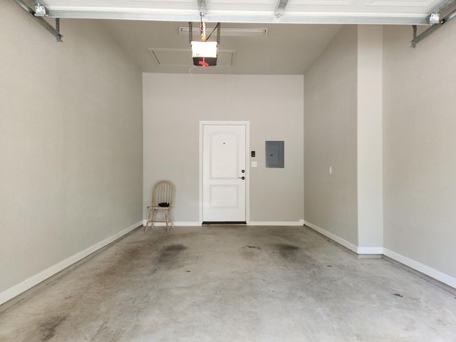 124 S Kanaio DR, Bastrop, TX 78602