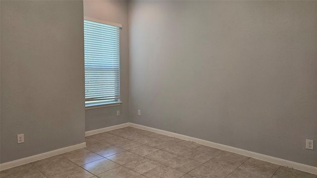 124 S Kanaio DR, Bastrop, TX 78602