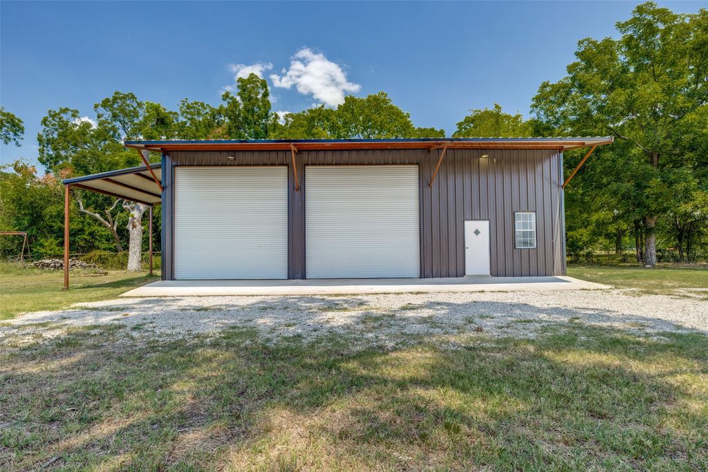 7186 State Highway 24, Commerce, TX 75428
