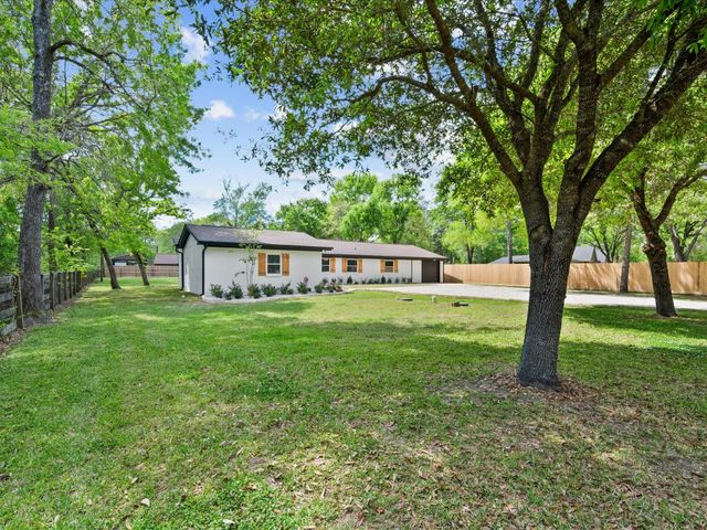 26527 Bayou Tesch Drive, Magnolia, TX 77354