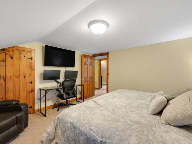 2490 Crown Point Road, Bridport, VT 05734