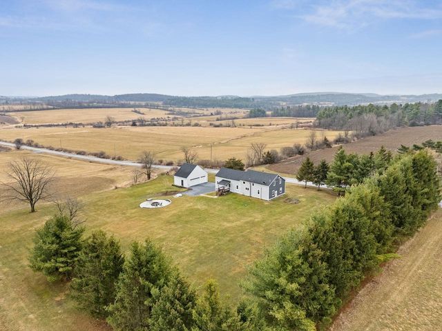 2490 Crown Point Road, Bridport, VT 05734