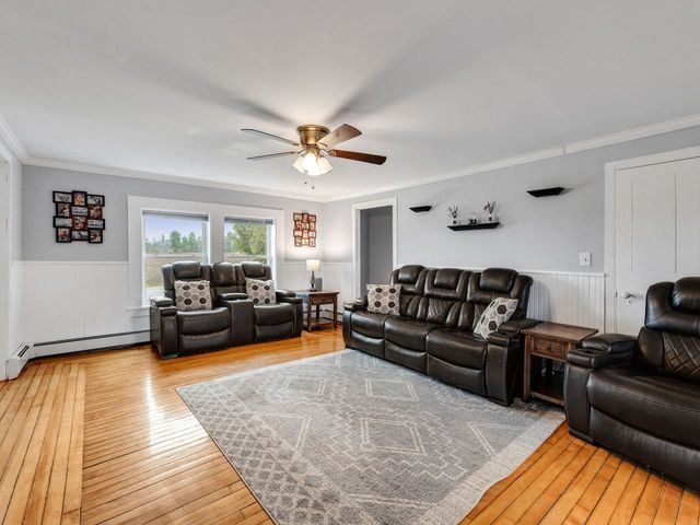 2490 Crown Point Road, Bridport, VT 05734