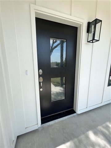 600 Fir LN, Cottonwood Shores, TX 78657