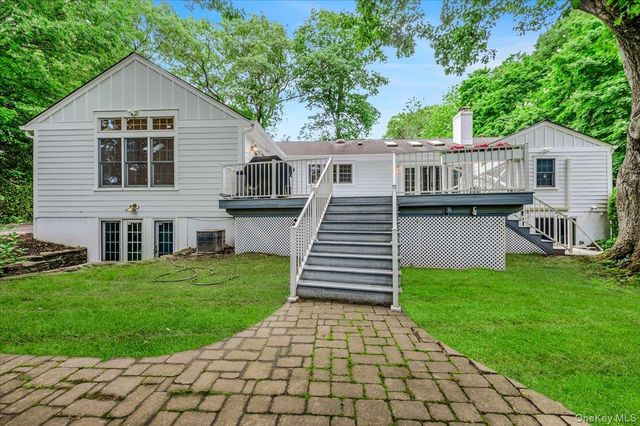 4 Lower Drive, Huntington Bay, NY 11743
