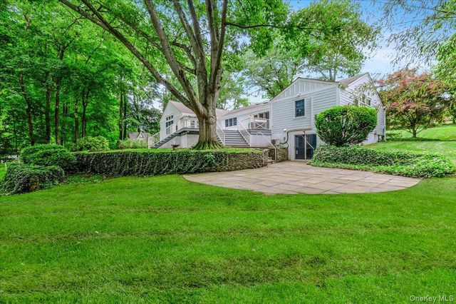 4 Lower Drive, Huntington Bay, NY 11743