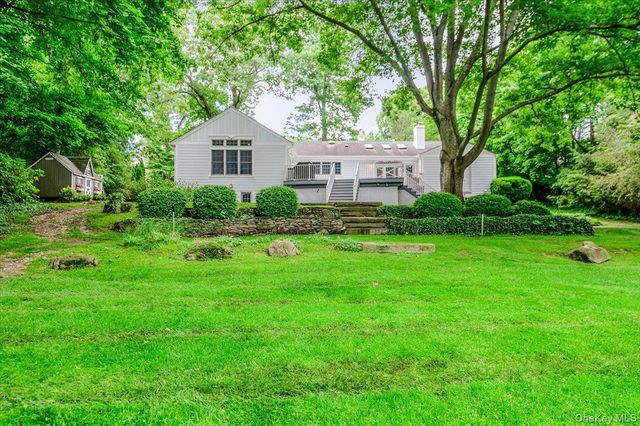 4 Lower Drive, Huntington Bay, NY 11743