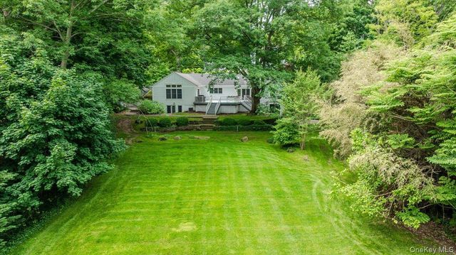 4 Lower Drive, Huntington Bay, NY 11743