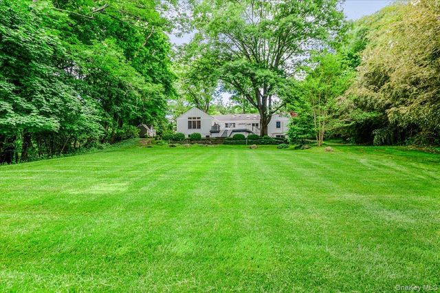 4 Lower Drive, Huntington Bay, NY 11743