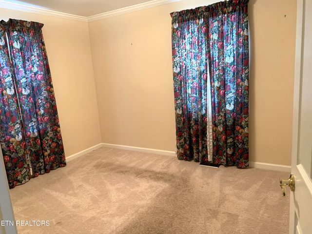 107 Woodlawn Drive, Kingston, TN 37763