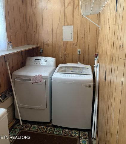 107 Woodlawn Drive, Kingston, TN 37763