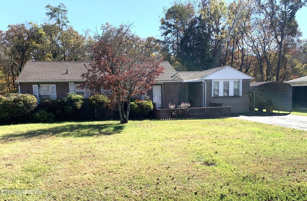 107 Woodlawn Drive, Kingston, TN 37763