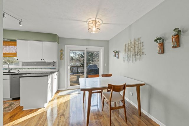 1315 Underwood Terrace, Wheaton, IL 60189