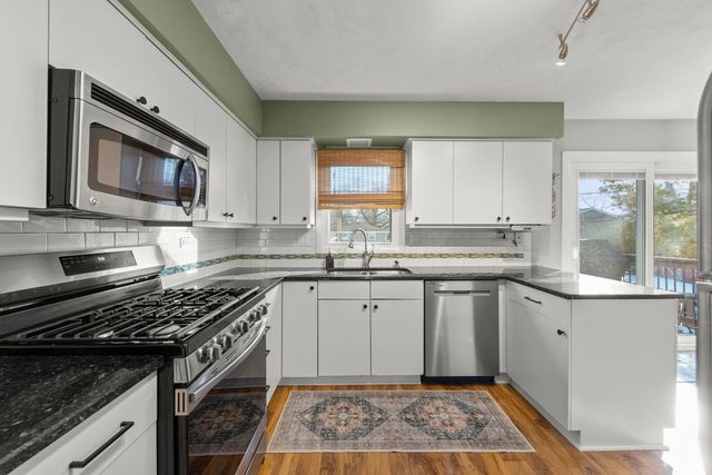 1315 Underwood Terrace, Wheaton, IL 60189