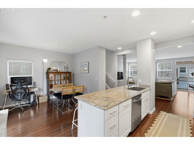 14170 Sw BARROWS Rd 5, Portland, OR 97223