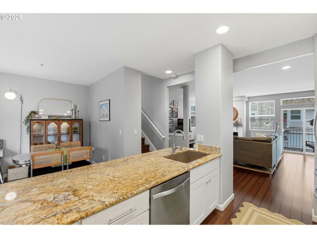 14170 Sw BARROWS Rd 5, Portland, OR 97223